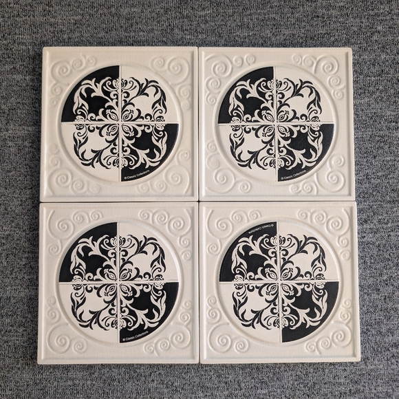 Thirstystone, White/Black Ambiance Coasters with Geometric/Floral Design - Picture 1 of 3